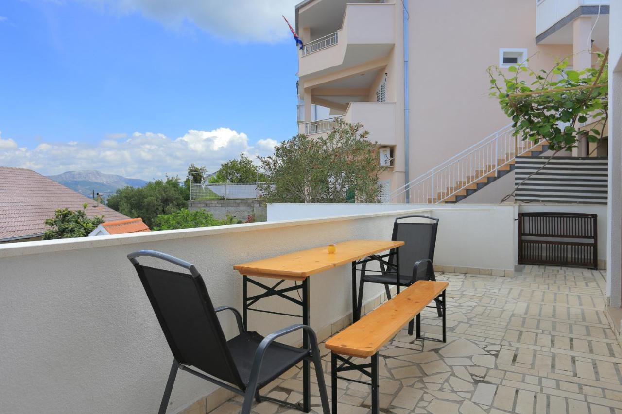Apartments With A Parking Space Mastrinka, Ciovo - 4324 Трогир Экстерьер фото